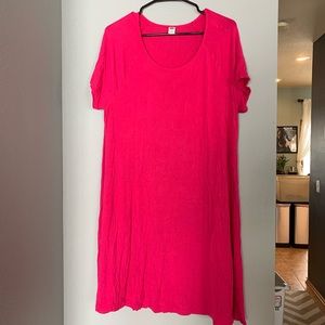 Gorgeous flowy T-shirt dress